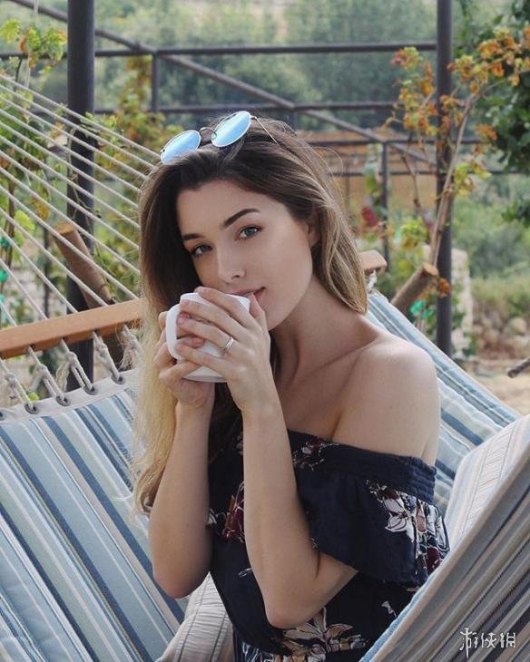 美国性感辣模lauren福利美照妩媚大长腿吸睛无数