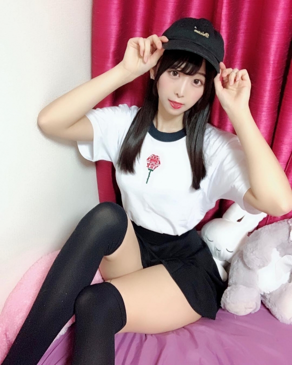 日本19岁宅男女神真岛なおみ写真美图赏 萌萌鸭子坐圈粉无数