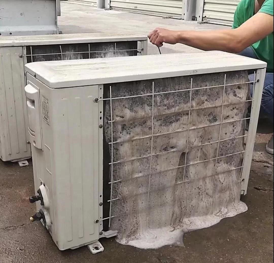 保持内外机清洁 相信这是最多人忽视的情况,那就是空调内外机的清洗.