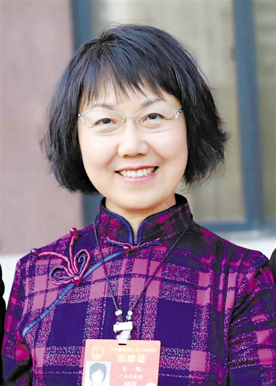 孩子的作业爹妈的心病想说放手不容易