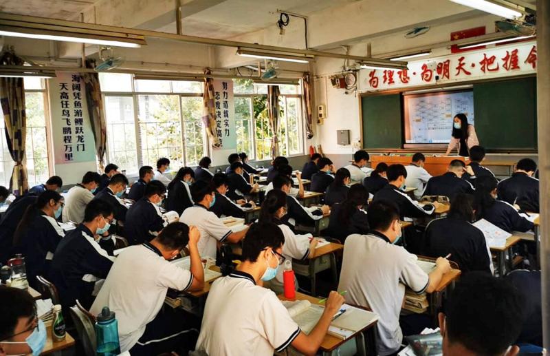 江门一中高考排名_江门市高中排名大盘点,这几所高中上了本科大有希(2)