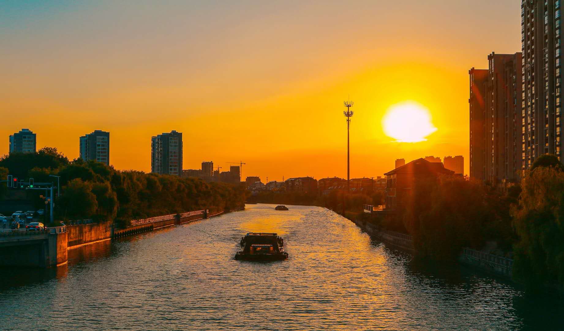 河道中挖出墓志折射古运河千年历史专家提议建通扬运河博物馆