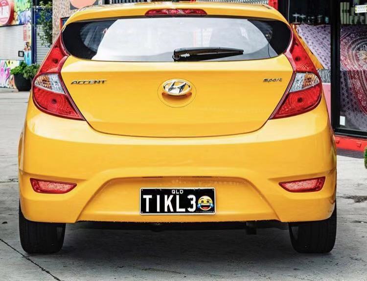 澳大利亚昆士兰州允许车主在车牌上添加表情符号（图源：Instagram）