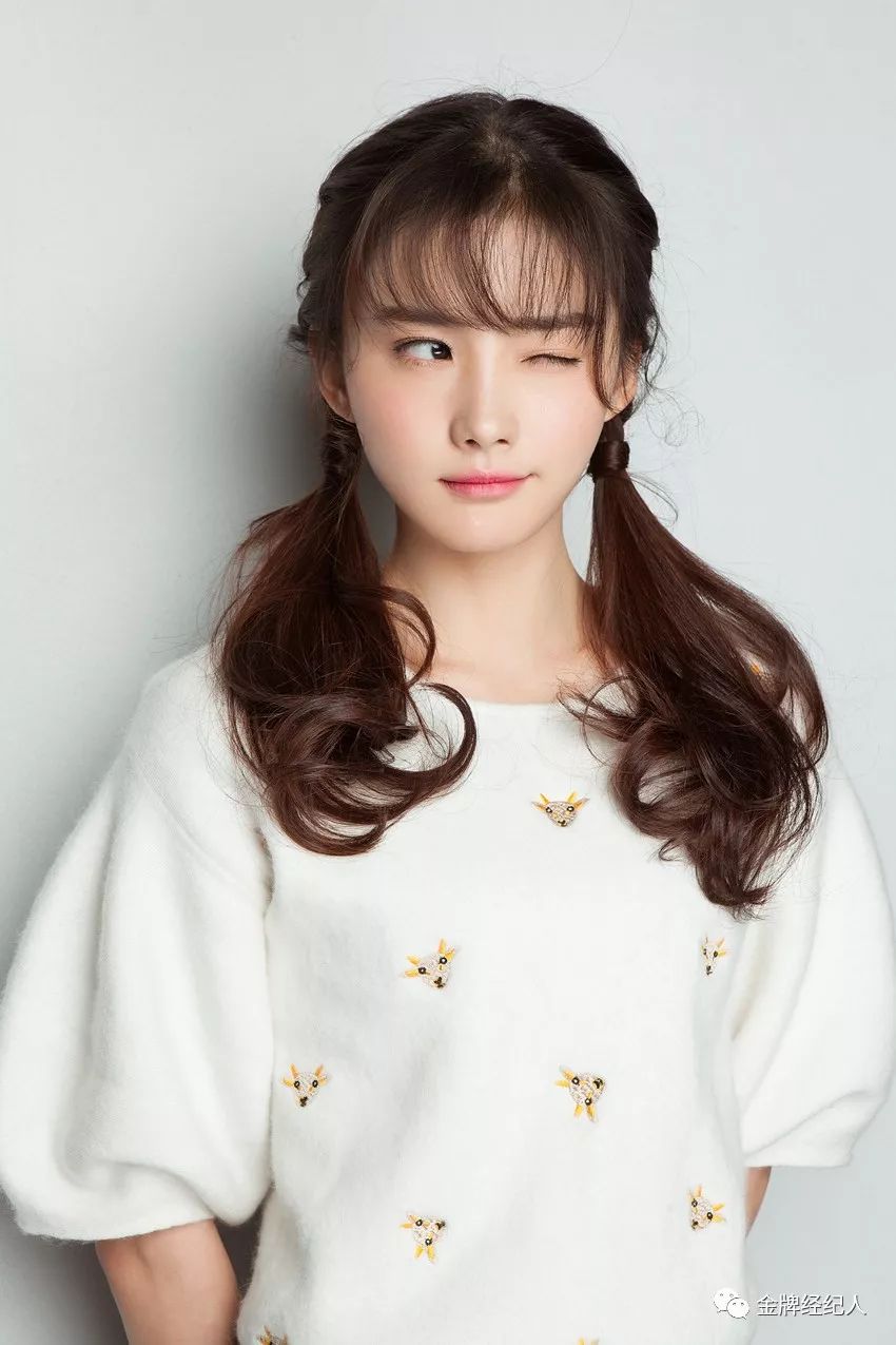 直球女孩王嵛站在舞台就是我的高光时刻