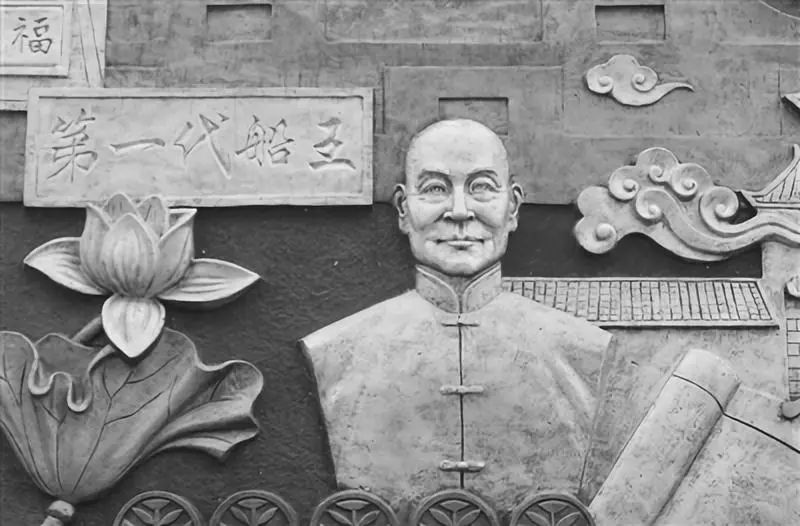 而且作为香港的old money家族 从许晋亨的爷爷许爱周那一代 就已经