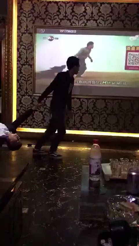 千万不要在ktv里喝醉不然你不知道你自己会被别人怎么玩