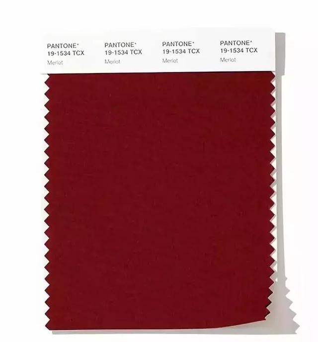 鲜艳的蔓越莓红是一种有活力的红色,浓郁热情.