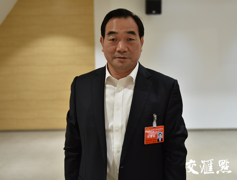 省人大代表,徐州市委书记周铁根 范杰逊 摄交汇点记者 黄欢 范杰逊