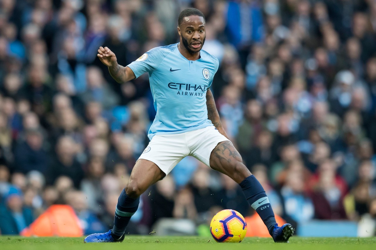 斯特林谈点球判罚:没有身体接触 我要向裁判道