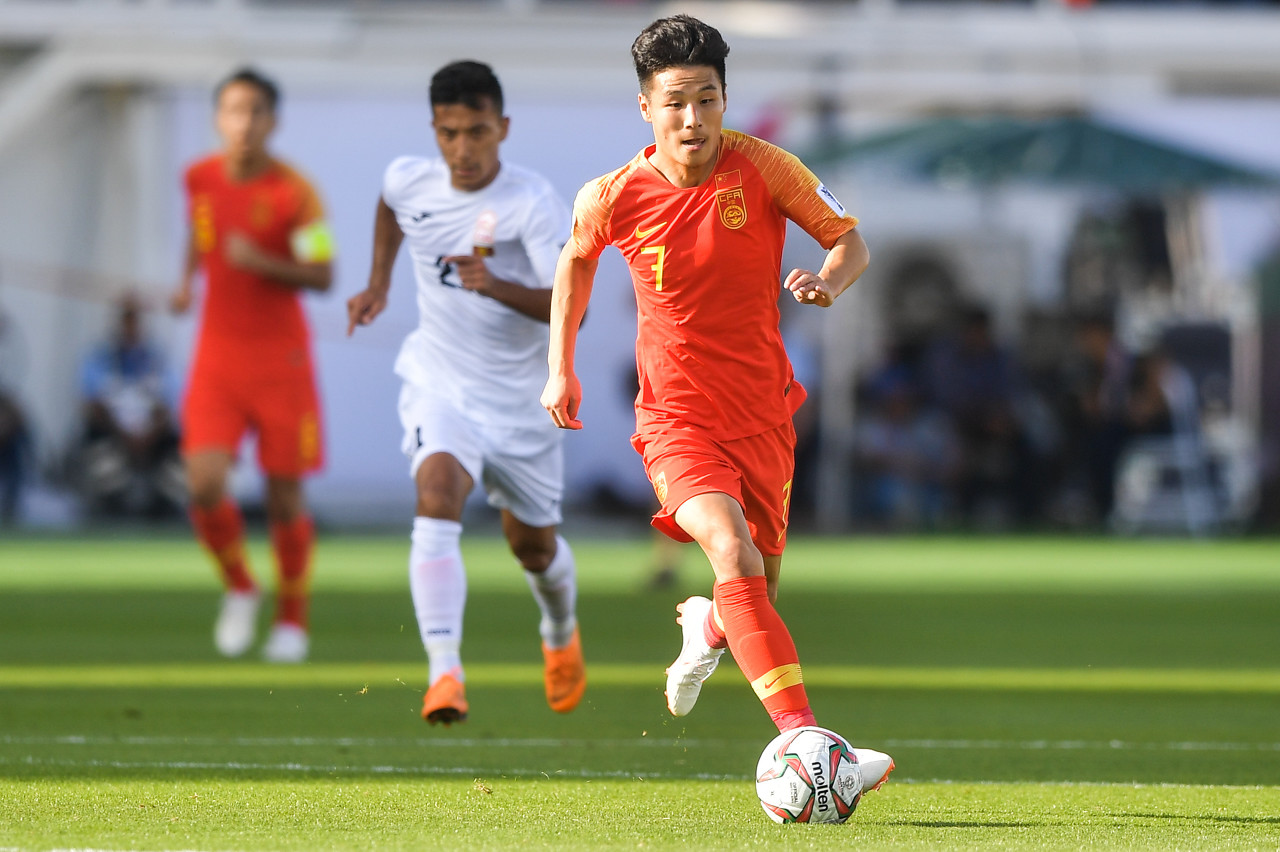 新快报:武磊年薪仅为100万欧,上港将给予一定