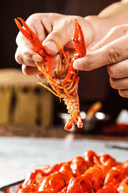 10000斤小龙虾等你来剥壳!