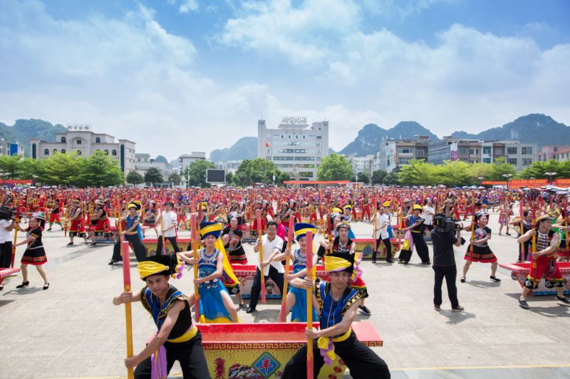 近年来,天等县非常重视壮族霜降节的申遗工作,加强对壮族霜降节相关