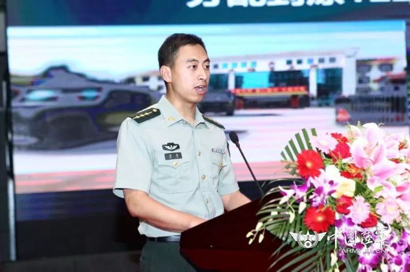 聆听典型标兵感悟积聚建功军营担当陆军装甲兵学院举办优秀毕业生报告