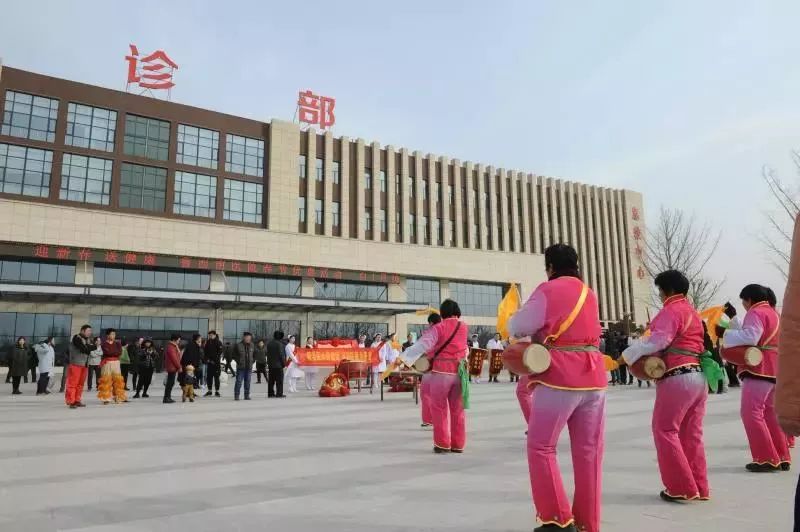 鲁西南医院感人一幕让人泪目