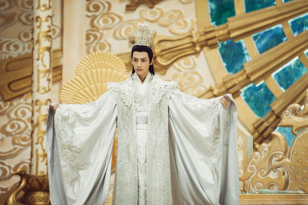 《香蜜》温润夜神化身腹黑天帝 罗云熙演技获赞