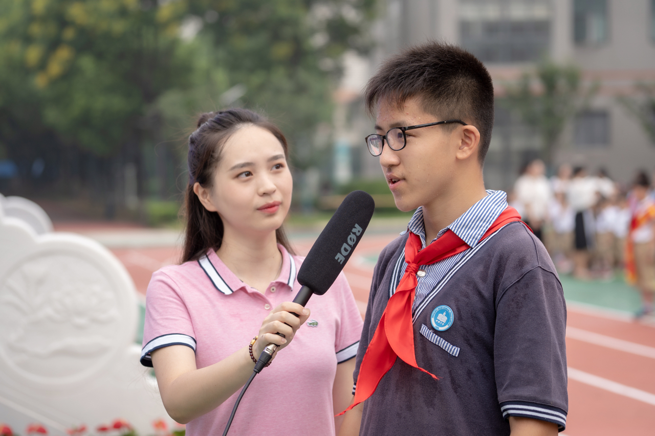 本报直播金陵中学河西分校小学部开学典礼,引来37.5万人围观