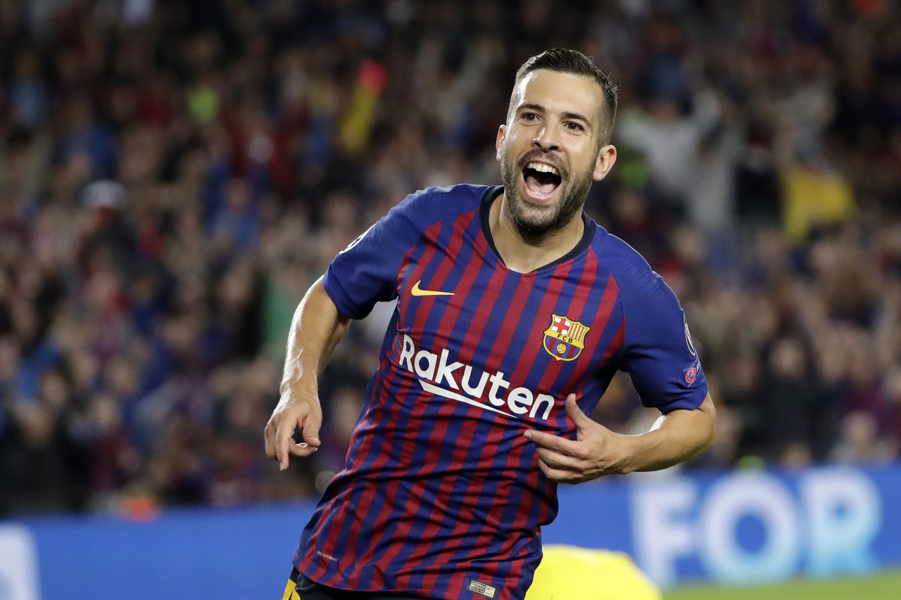 阿尔巴:很奇怪俱乐部还没和我谈续约 很高兴有登贝莱