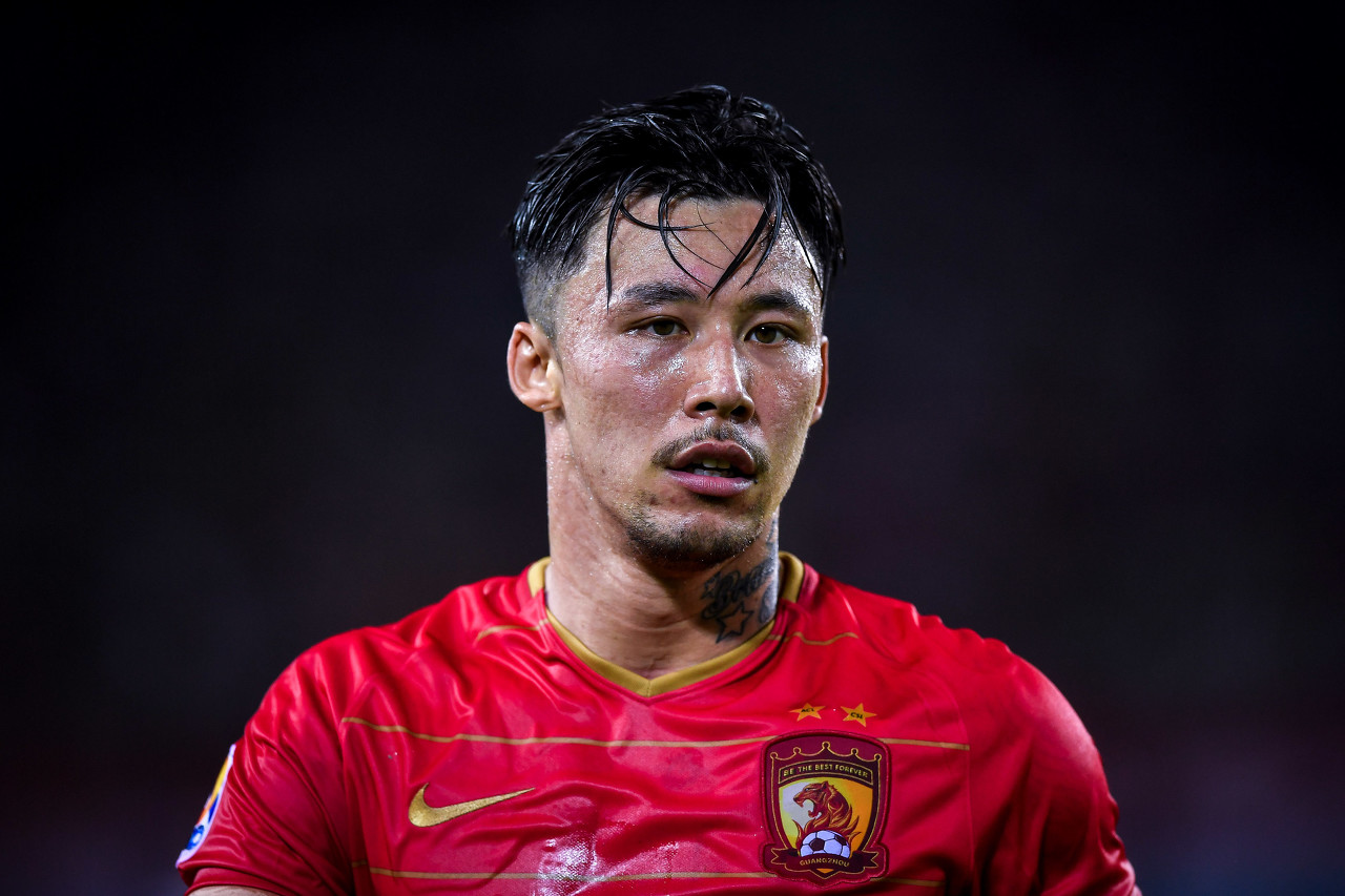 粤媒:亚洲杯还靠恒大班底 张琳芃肩部有韧带断裂