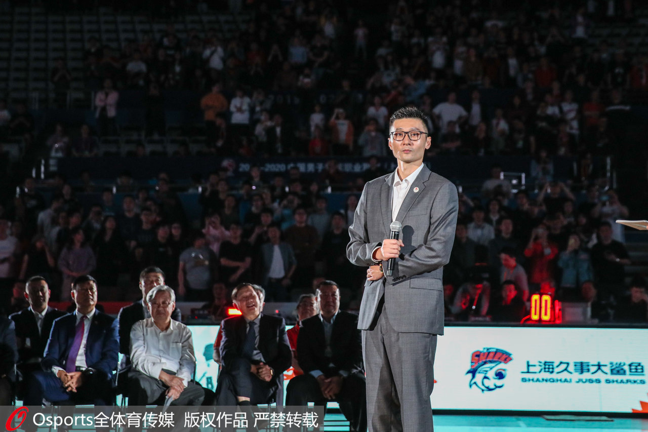 专访|致敬“炜大”!23年的篮球故事,听刘炜诉说_手机新浪网