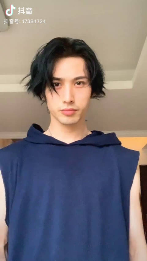 抖音野村叔 长得人模人样 为什么刮女生ym?太不尊重别人了吧