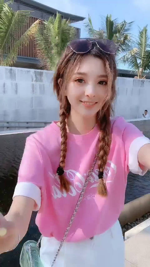 双马尾小姐姐