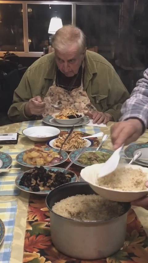 美国自驾游: 美国晚餐 ,这种吃饭方式你觉得怎么样