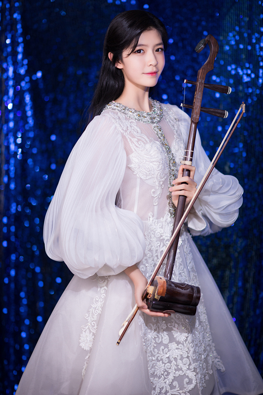 "国风少女"陈依妙:每个人都在通往梦想的途中