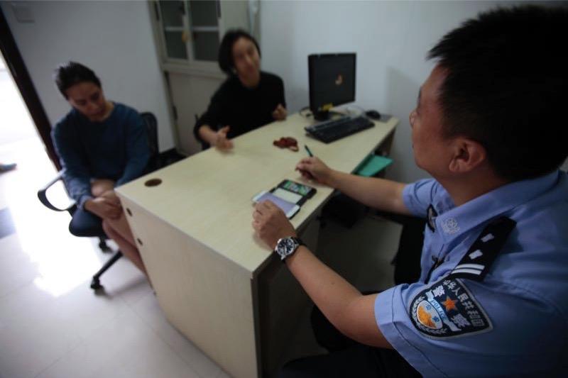 外国演员来上海演出?原来是职业黑中介编来