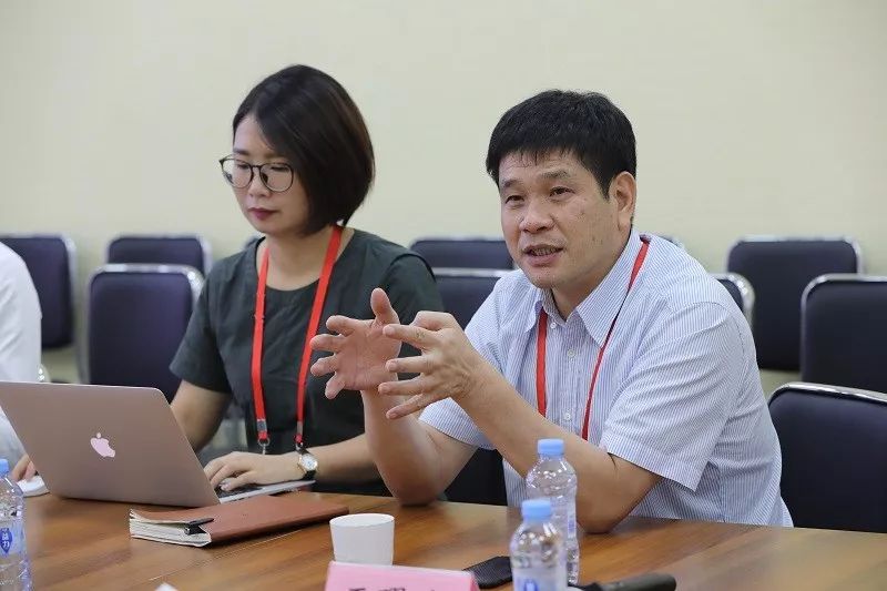 勇立潮头携手打造成中国智能制造示范企业,光荣浙商王力与富士康成功