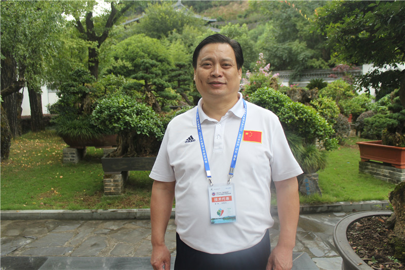 走好体育 旅游发展之路——2018年全国男子举重冠军赛技术代表朱敏华