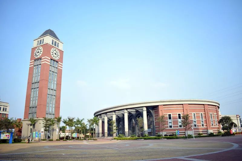 肇庆新区实验学校从2018年起,肇庆各县(市,区)政府(管委 会)每年