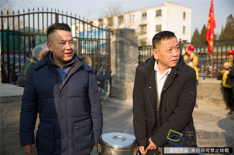  1月2日，北京市东城区天坛街道商会2019年送温暖活动启动。图为活动现场。千龙网记者 欧阳晓娟摄
