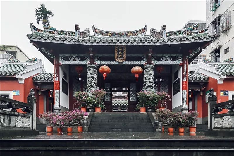 新年,在海口琼台福地感受"福"