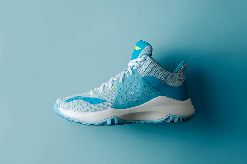 搭载更轻更弹的中底科技!李宁音速 7 正式发布