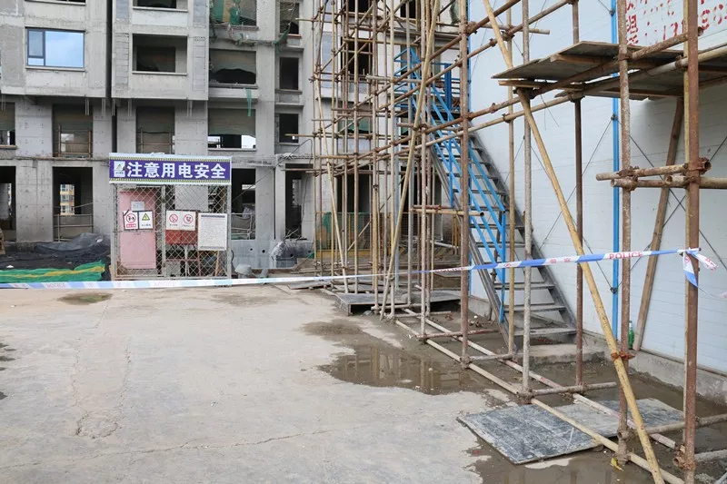 衡水翡翠华庭致11死事故:8名相关责任人被控制