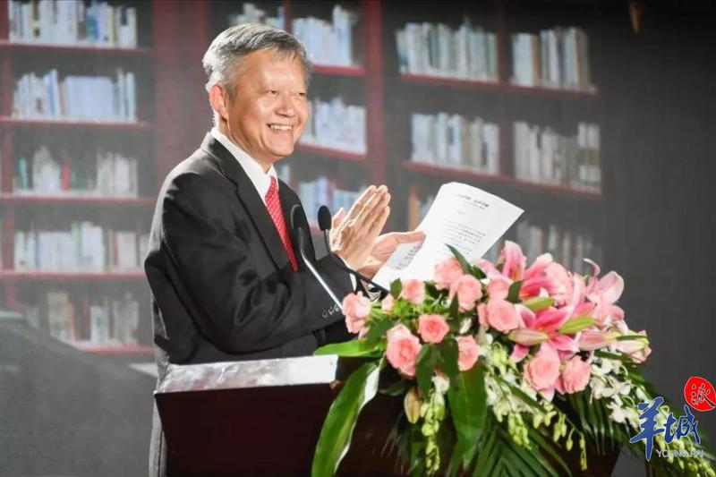 陈春声,罗俊,孙冬柏,国亚萍,李善民,余敏斌,马骏,杨清华,王雪华,计