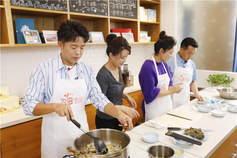 对话凤凰传奇：用自己的影响力为公益发声