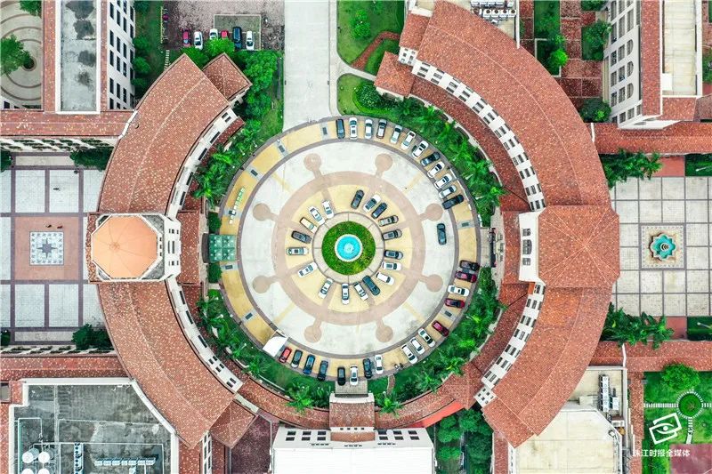 广东中学学校排名_广东高考尖子生最多的高中,高优率却排在这两所外(2)