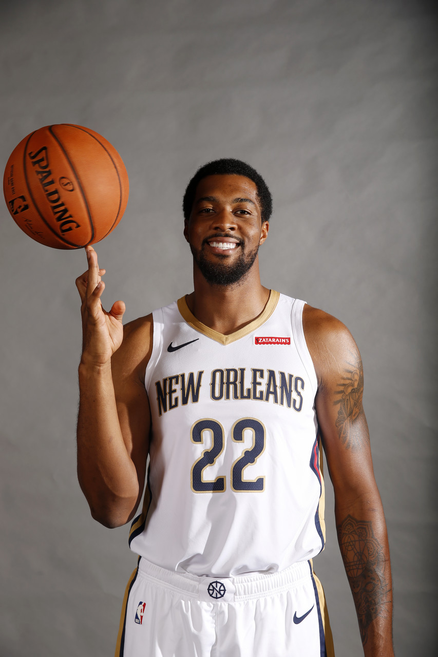 赛后球队主帅金特里和内线德里克-费沃斯接受了采访