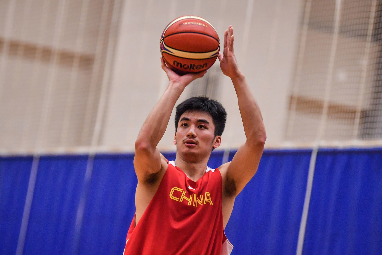 于德豪:希望大家放下键盘和杂念 多一份陪伴和鼓励