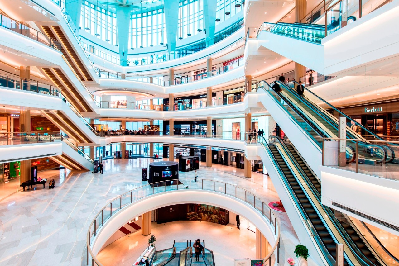 恒隆广场老树焕新芽资产优化中探寻时代的脚步