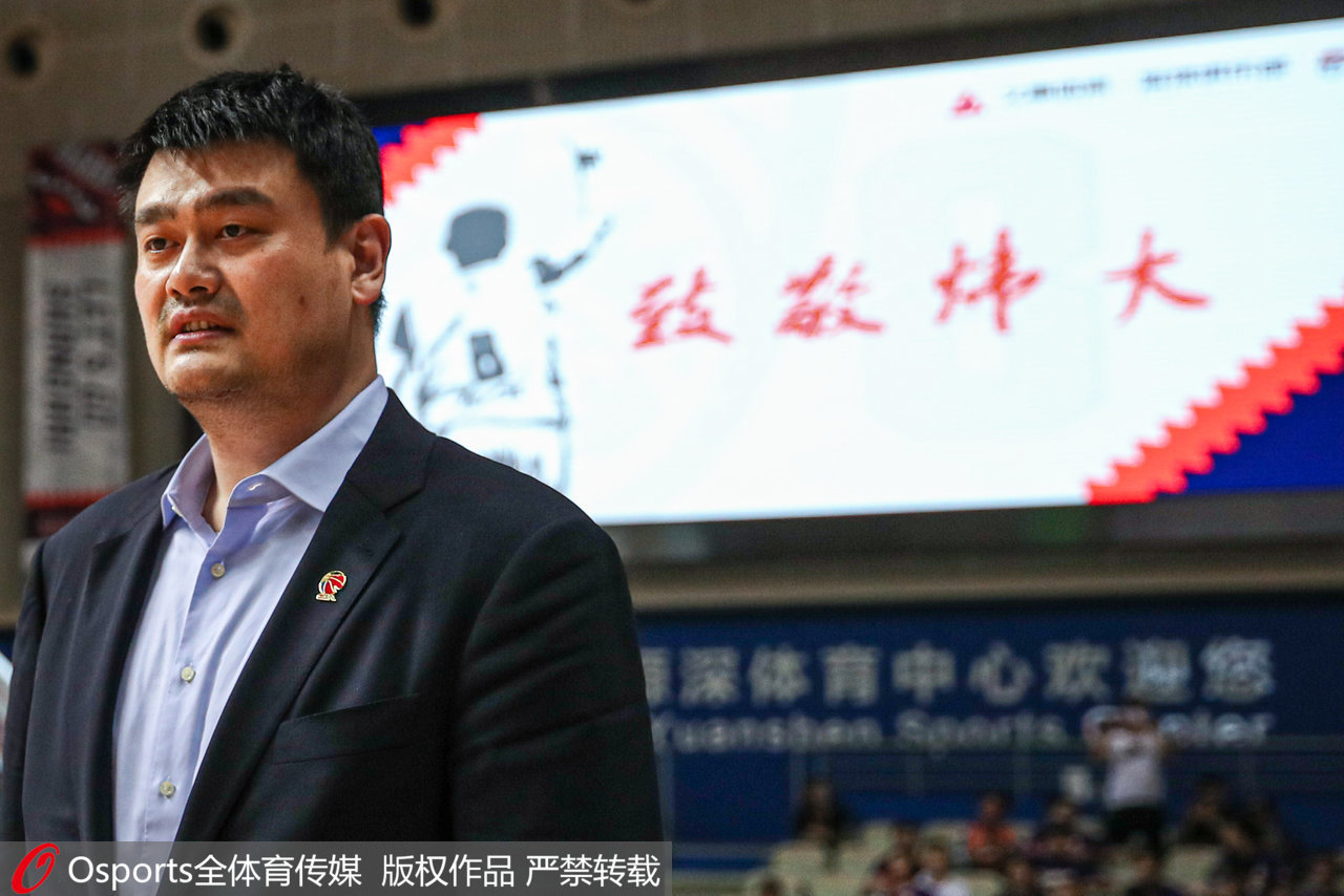 专访|致敬“炜大”!23年的篮球故事,听刘炜诉说_手机新浪网