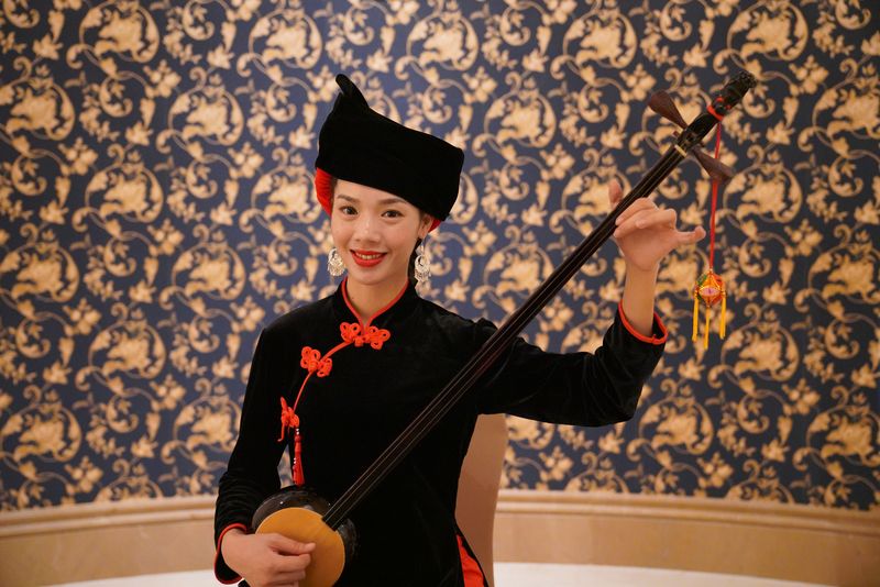 壮乡天琴"弹"响"天籁之音"|壮族_新浪新闻