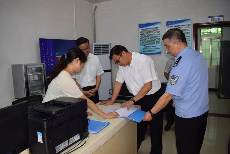 要闻速递韶关市委常委政法委书记李安平深入新丰县调研禁毒工作