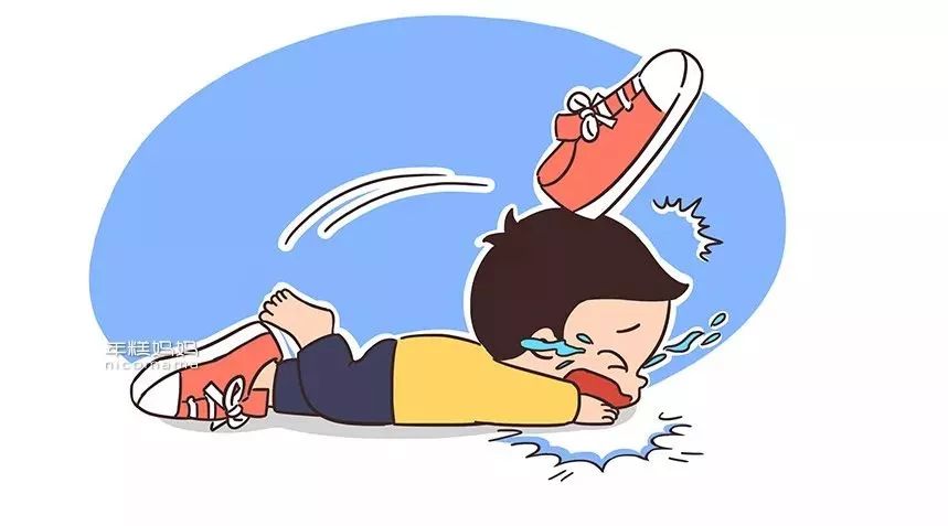 这3种鞋千万别给娃穿,省的是钱,废的是脚!