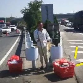 套路女友配合拍一个变声段子,没想到真的变声