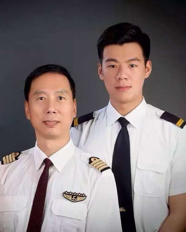 东航父子飞行员春运心声万家团圆是我们的心愿