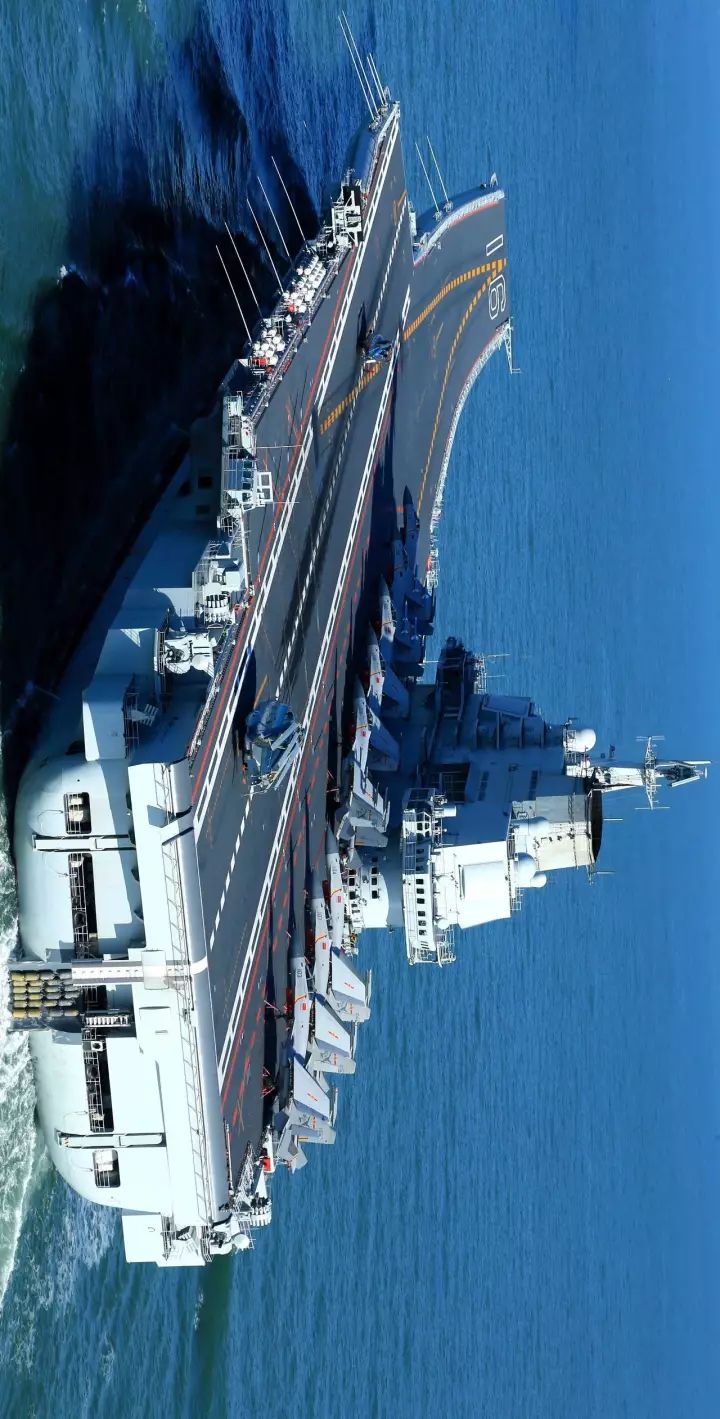 辽宁舰|巨舰|阅兵_新浪新闻