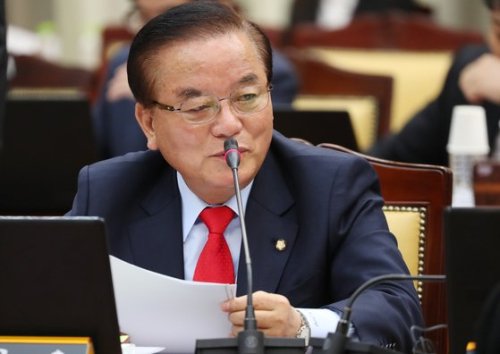  自由韩国党议员郑甲润（韩联社）