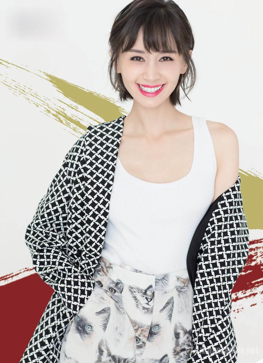 王子文终于换了新发型却意外撞脸董洁,网友:比短发好看多了